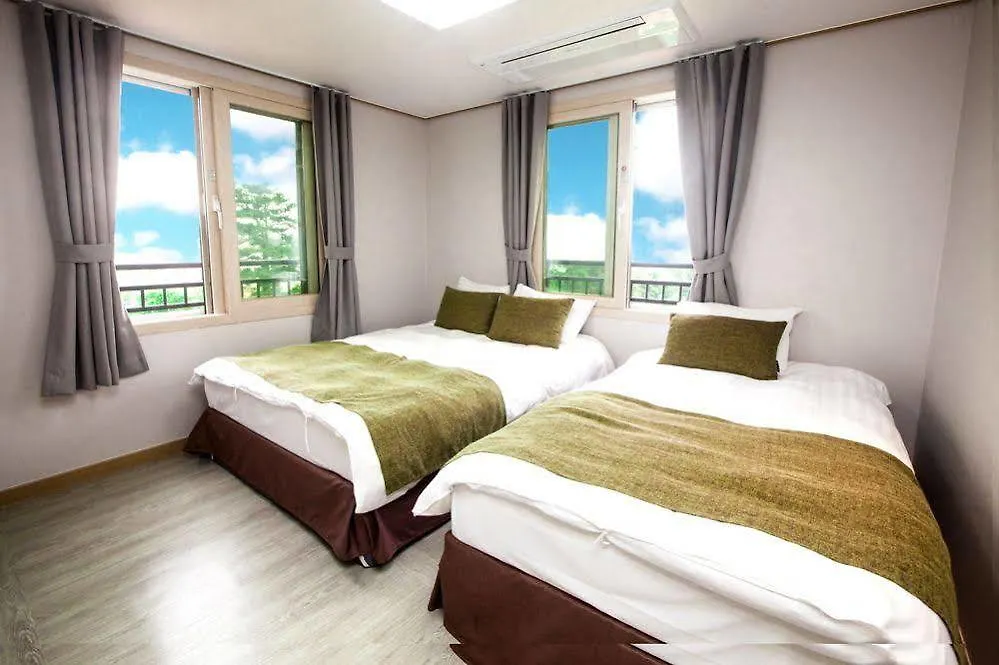 Suandsu Resort Jeju 3*,
